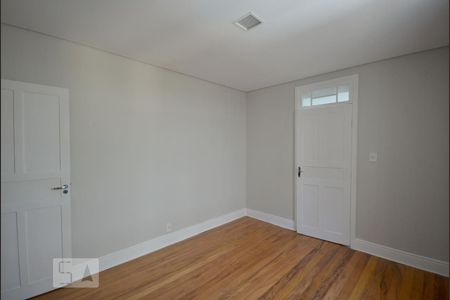 Casa para alugar com 220m², 3 quartos e 2 vagas Casa para alugar com 220m², 3 quartos e 2 vagasQuarto 3