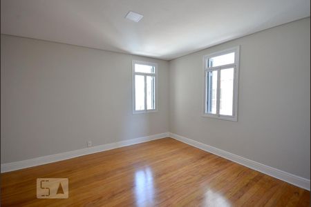 Casa para alugar com 220m², 3 quartos e 2 vagas Casa para alugar com 220m², 3 quartos e 2 vagasQuarto 2