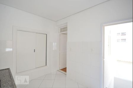 Casa para alugar com 220m², 3 quartos e 2 vagas Casa para alugar com 220m², 3 quartos e 2 vagasCozinha