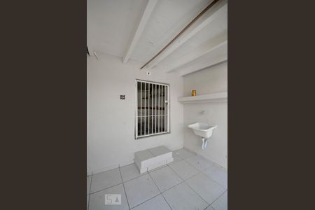 Casa para alugar com 220m², 3 quartos e 2 vagas Casa para alugar com 220m², 3 quartos e 2 vagasArea de Serviço