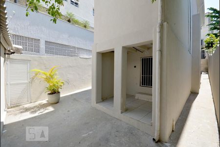 Casa para alugar com 220m², 3 quartos e 2 vagas Casa para alugar com 220m², 3 quartos e 2 vagasQuintal
