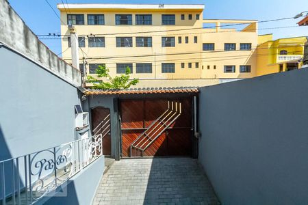 Vista de casa à venda com 3 quartos, 200m² em Vila Santa Luzia, São Bernardo do Campo