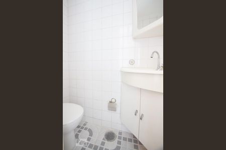 Lavabo de apartamento para alugar com 2 quartos, 80m² em Chácara Santo Antônio (zona Sul), São Paulo