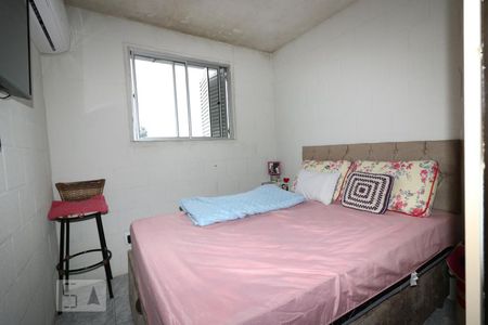 Quarto 1 de apartamento à venda com 2 quartos, 42m² em Rubem Berta, Porto Alegre