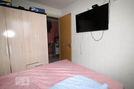 Quarto 1 de apartamento à venda com 2 quartos, 42m² em Rubem Berta, Porto Alegre