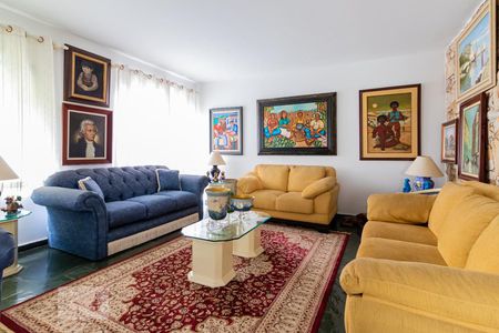 Sala de Estar de casa à venda com 3 quartos, 438m² em Vila Friburgo, São Paulo