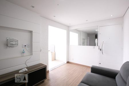 Sala de apartamento para alugar com 2 quartos, 49m² em Vila Jacuí, São Paulo