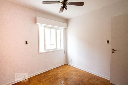 Quarto de apartamento para alugar com 2 quartos, 70m² em Vila Pompéia, São Paulo