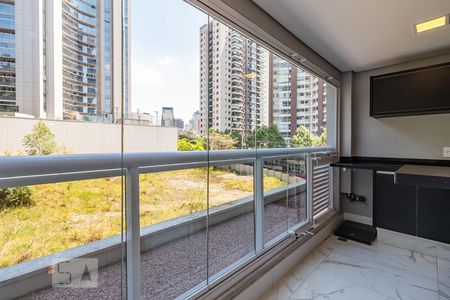 Varanda Embutida de apartamento para alugar com 2 quartos, 70m² em Empresarial 18 do Forte, Barueri