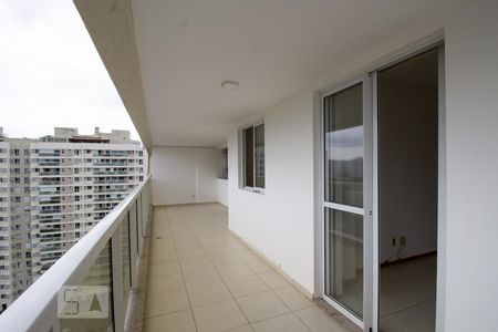 Varanda de apartamento à venda com 2 quartos, 68m² em Jacarepaguá, Rio de Janeiro