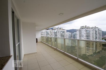 Varanda de apartamento à venda com 2 quartos, 68m² em Jacarepaguá, Rio de Janeiro