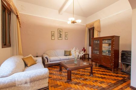 Sala de Estar de casa para alugar com 3 quartos, 378m² em Santo Antônio, Porto Alegre