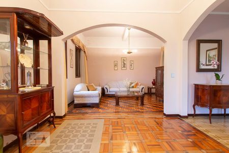 Sala de Estar de casa à venda com 3 quartos, 378m² em Santo Antônio, Porto Alegre