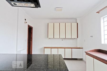 Cozinha de casa à venda com 3 quartos, 380m² em Vila Paiva, São Paulo
