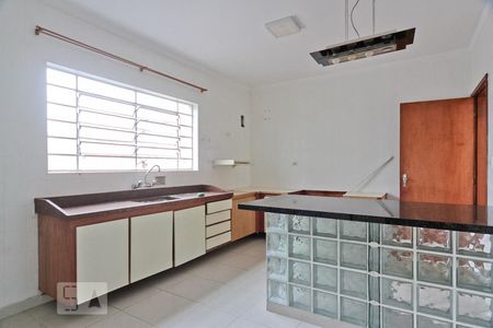 Cozinha de casa à venda com 3 quartos, 380m² em Vila Paiva, São Paulo
