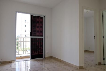 Sala de apartamento para alugar com 2 quartos, 50m² em Vila Mogilar, Mogi das Cruzes