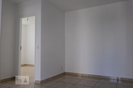 Sala de apartamento para alugar com 2 quartos, 50m² em Vila Mogilar, Mogi das Cruzes