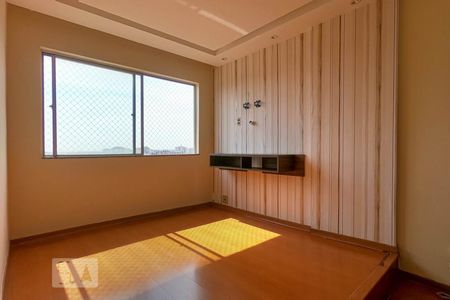 Sala de apartamento para alugar com 2 quartos, 44m² em Todos Os Santos, Rio de Janeiro