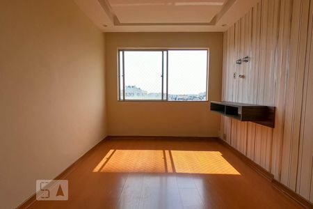 Sala de apartamento para alugar com 2 quartos, 44m² em Todos Os Santos, Rio de Janeiro