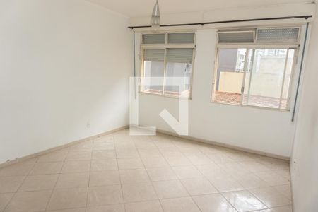 Apartamento à venda com 45m², 1 quarto e sem vagaSala/Quarto