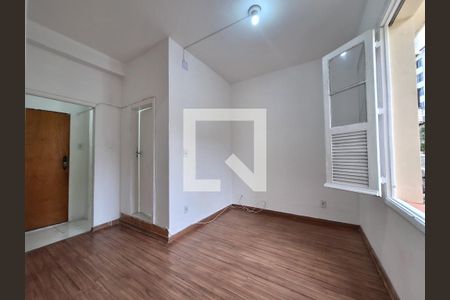 Sala/Quarto de apartamento para alugar com 1 quarto, 30m² em Flamengo, Rio de Janeiro