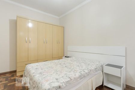 Quarto 2 de apartamento para alugar com 2 quartos, 70m² em Navegantes, Porto Alegre