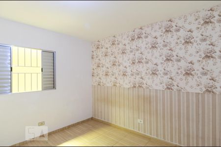 Sala quarto de casa para alugar com 1 quarto, 60m² em Piraporinha, Diadema