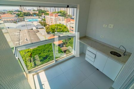 Varanda Sala de apartamento para alugar com 2 quartos, 66m² em Vila Alexandria, São Paulo