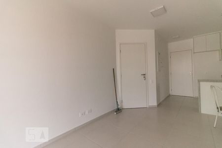 Sala de apartamento para alugar com 2 quartos, 66m² em Vila Alexandria, São Paulo