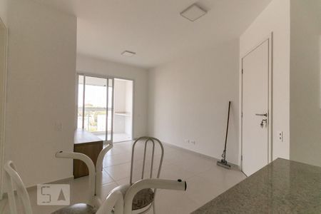 Sala de apartamento para alugar com 2 quartos, 66m² em Vila Alexandria, São Paulo