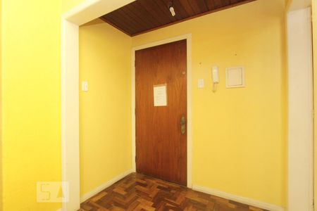 SALA de apartamento para alugar com 2 quartos, 70m² em Navegantes, Porto Alegre