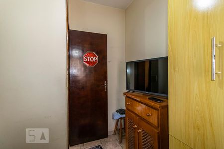 2o. Andar - Quarto 1 de casa à venda com 3 quartos, 183m² em Vila Brasilina, São Paulo