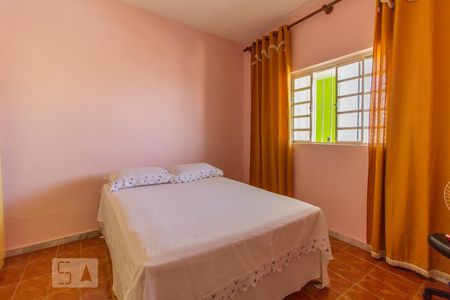 Quarto 1 de casa à venda com 3 quartos, 71m² em Santa Efigênia, Belo Horizonte