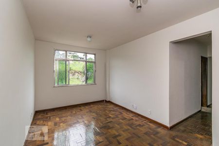 Sala de apartamento para alugar com 3 quartos, 115m² em Olaria, Rio de Janeiro