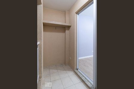 Sacada de apartamento à venda com 2 quartos, 57m² em Santo Antônio, Osasco