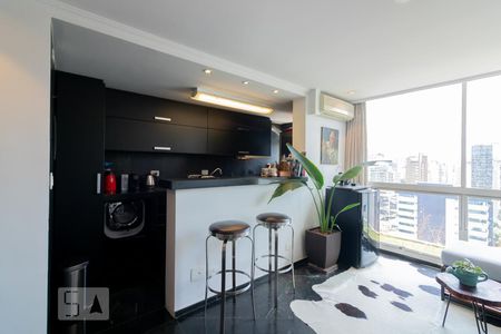 Sala de apartamento à venda com 2 quartos, 115m² em Itaim Bibi, São Paulo