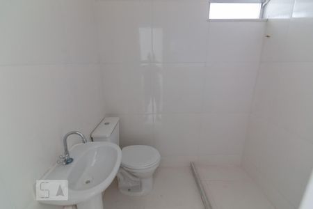 Banheiro de apartamento para alugar com 1 quarto, 40m² em Grajaú, Rio de Janeiro