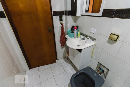 Banheiro de apartamento para alugar com 1 quarto, 56m² em Barra Funda, São Paulo