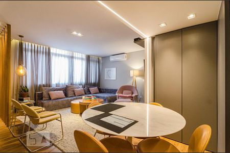 Sala de apartamento à venda com 3 quartos, 141m² em Jardins, São Paulo