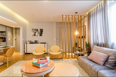 Sala de apartamento à venda com 3 quartos, 141m² em Jardins, São Paulo