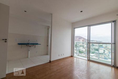 Sala de apartamento à venda com 2 quartos, 44m² em Irajá, Rio de Janeiro