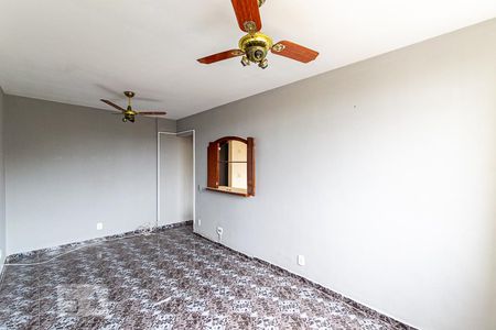 Sala de apartamento para alugar com 2 quartos, 50m² em Engenhoca, Niterói