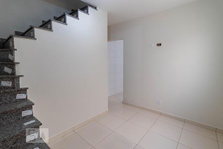 Sala de casa de condomínio para alugar com 2 quartos, 50m² em Vila Guilherme, São Paulo