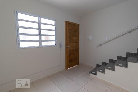 Sala de casa de condomínio para alugar com 2 quartos, 50m² em Vila Guilherme, São Paulo