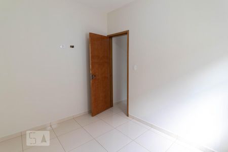 Quarto 1 de apartamento para alugar com 2 quartos, 50m² em Vila Guilherme, São Paulo