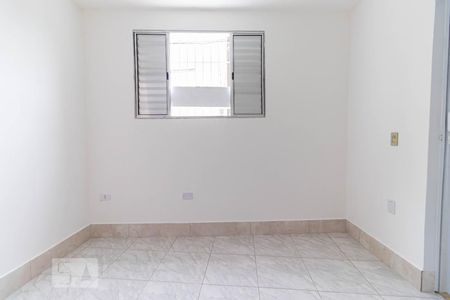 Quarto 2 de casa para alugar com 2 quartos, 100m² em Vila do Castelo, São Paulo