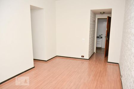 Sala  de apartamento para alugar com 2 quartos, 75m² em Jardim Guanabara, Rio de Janeiro