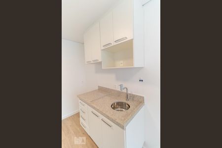 Sala - cozinha de apartamento para alugar com 1 quarto, 39m² em Pinheiros, São Paulo