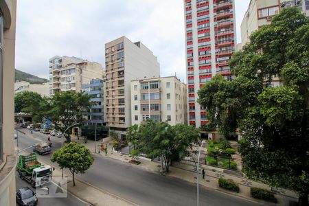 Vista da Sala de apartamento à venda com 4 quartos, 173m² em Laranjeiras, Rio de Janeiro