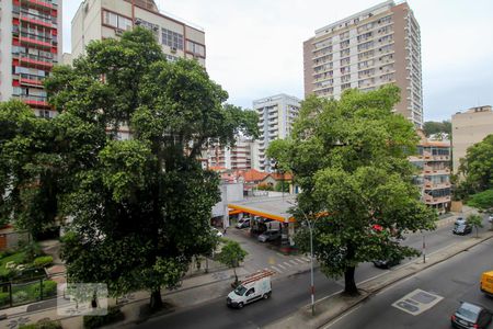 Vista da Sala de apartamento à venda com 4 quartos, 173m² em Laranjeiras, Rio de Janeiro